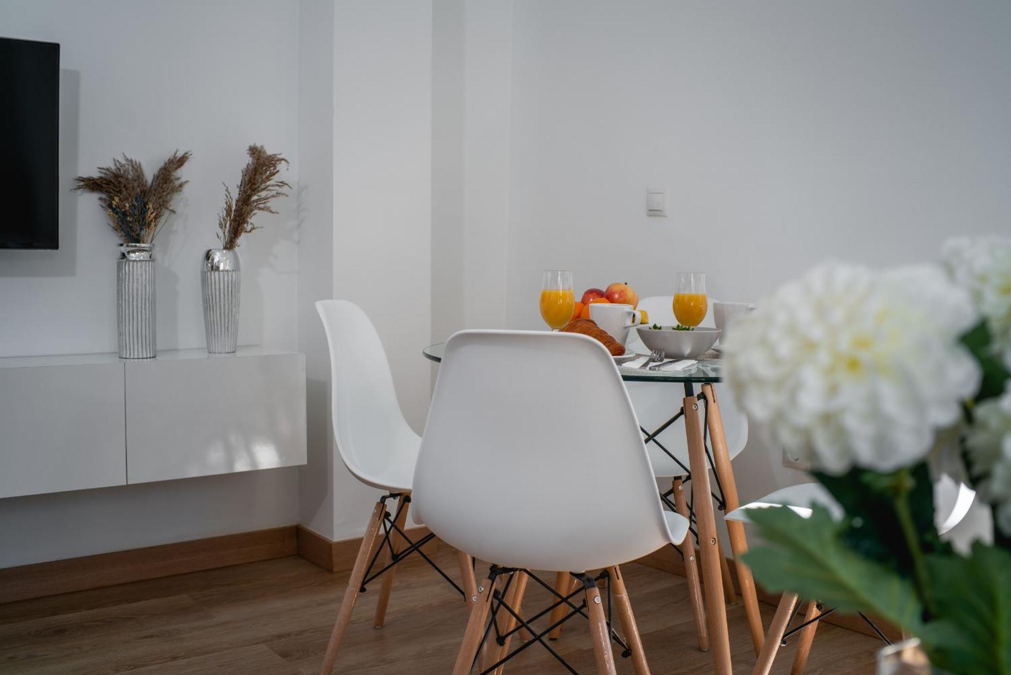Gravina Corner House Apartment Севиля Екстериор снимка