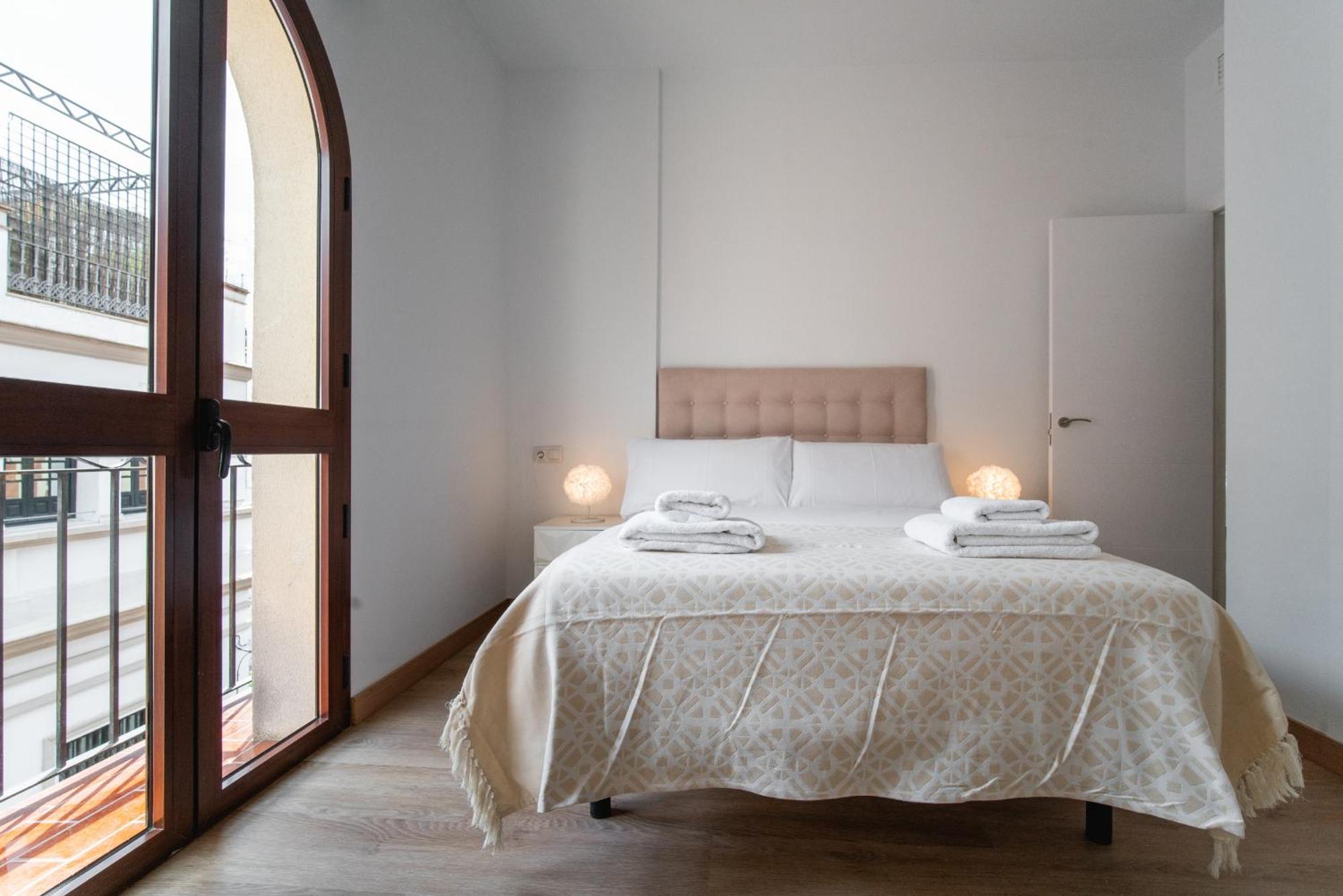 Gravina Corner House Apartment Севиля Екстериор снимка